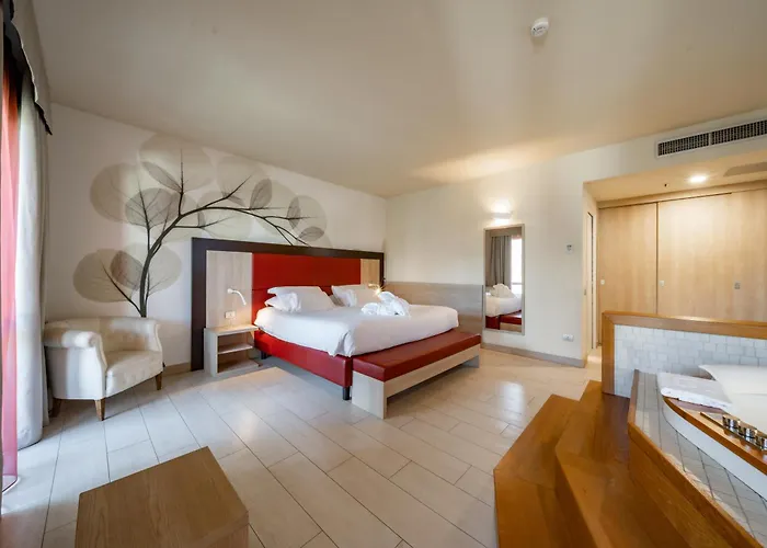 Griso Collection Hotel 4*